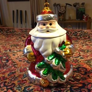Santa and tree
